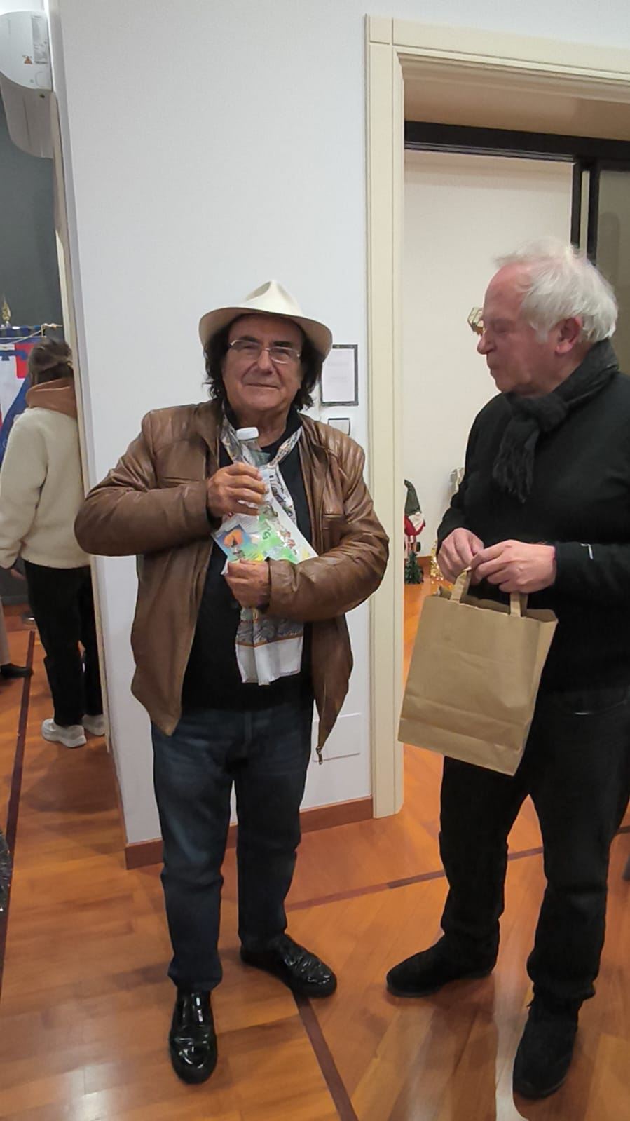 Gallery: Confapi Cuneo canta "Felicità": visita di Al Bano negli uffici di Corso Nizza - 12