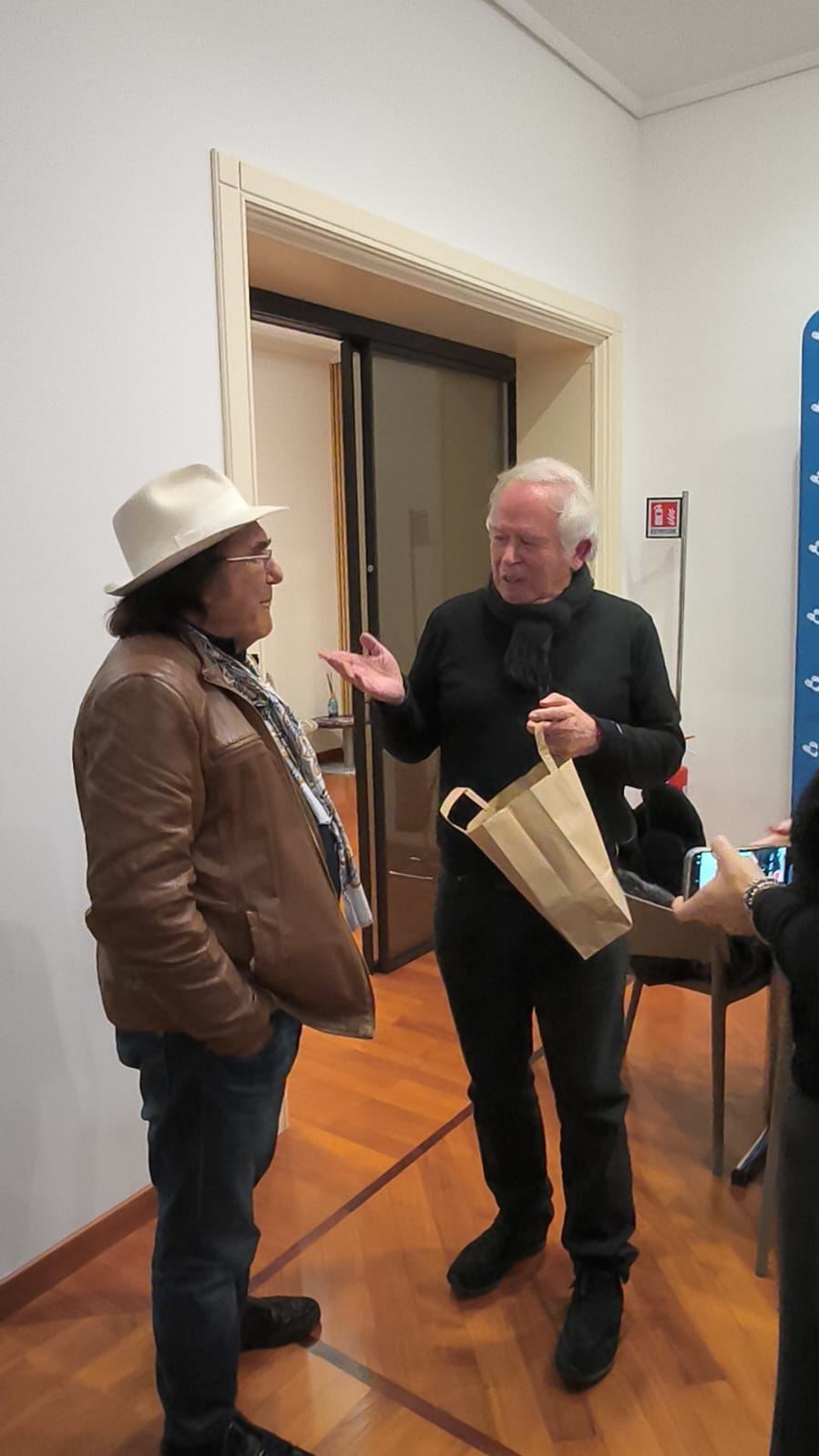Gallery: Confapi Cuneo canta "Felicità": visita di Al Bano negli uffici di Corso Nizza - 13