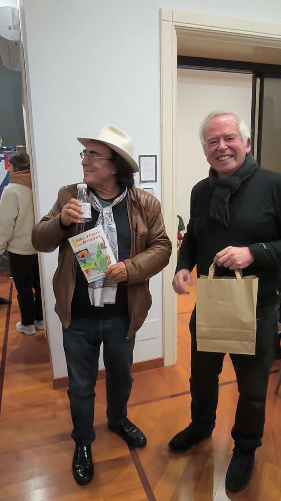 Gallery: Confapi Cuneo canta "Felicità": visita di Al Bano negli uffici di Corso Nizza - 16