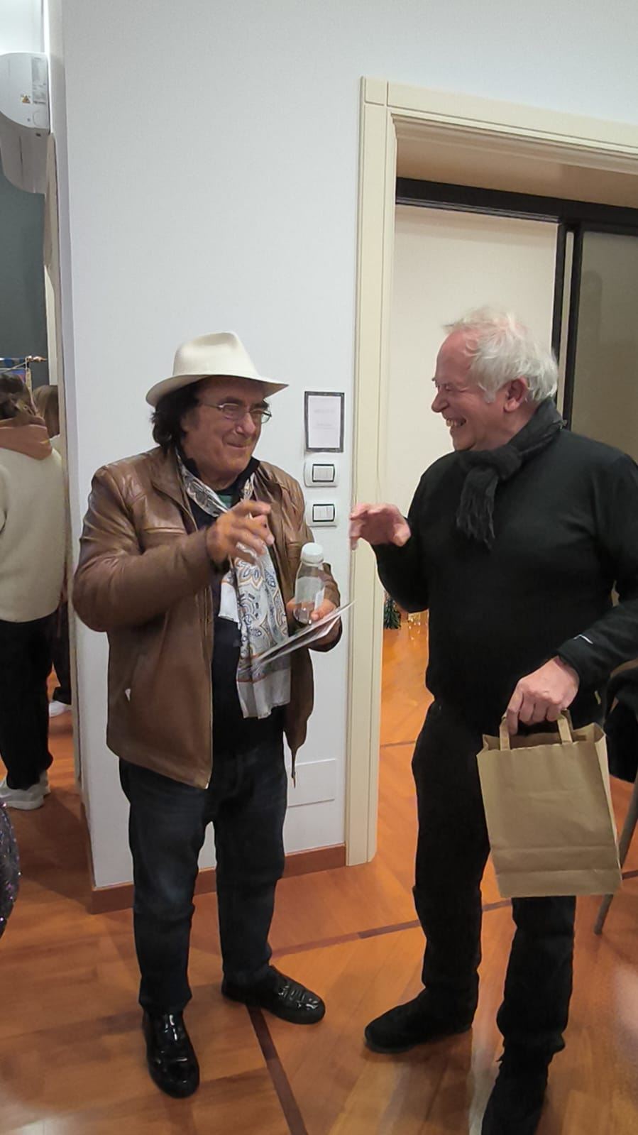 Gallery: Confapi Cuneo canta "Felicità": visita di Al Bano negli uffici di Corso Nizza - 6